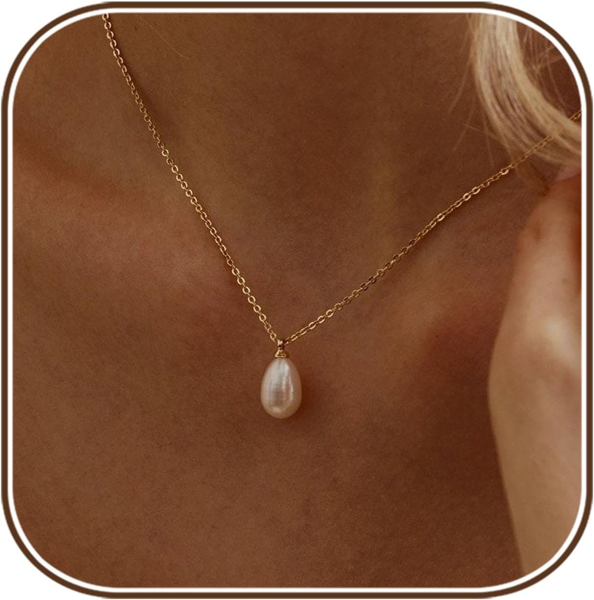 Gold Pearl Necklaces for Women,Dainty Gold Pendant Necklaces Pearl Jewelry